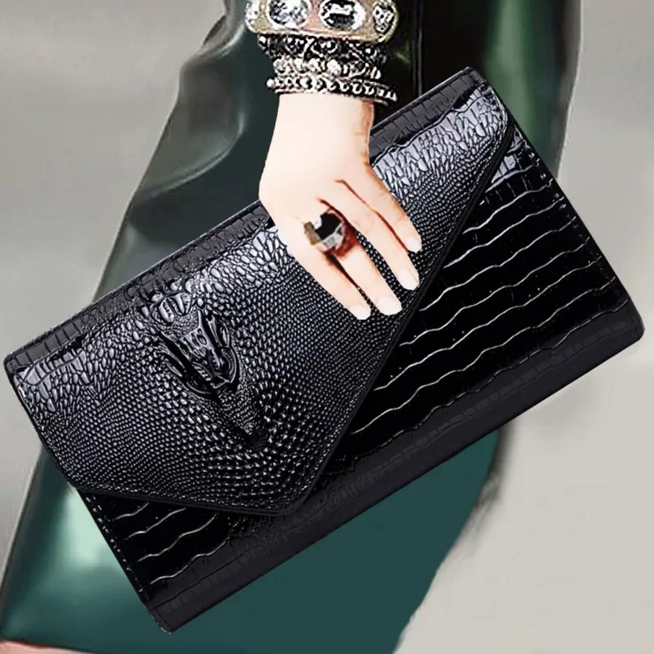 Жіночий клатч лаковий чорний, фото 1