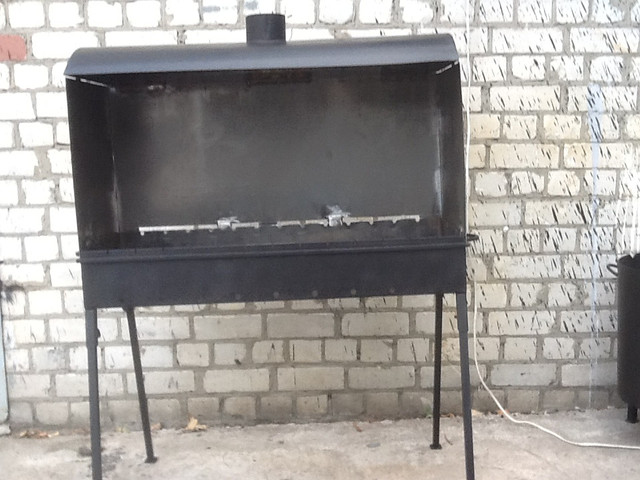 Стаціонарний Мангал з дахом