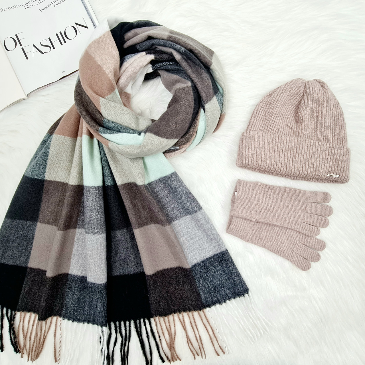 Комплект жіночий зимовий ангора з вовною на флісі (шапка+шарф+рукавички) ODYSSEY 56-58 см різнокольоровий 12719 - 8025 - 4072, фото 1