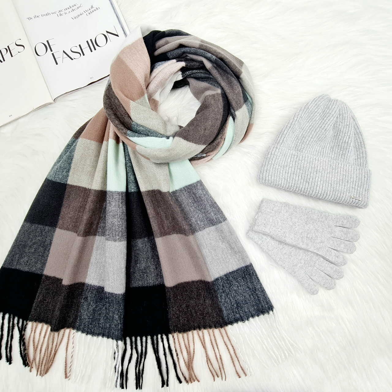 Комплект жіночий зимовий ангора з вовною на флісі (шапка+шарф+рукавички) ODYSSEY 56-58 см різнокольоровий 12703 - 8025 - 4001, фото 1