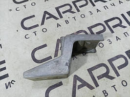 Кронштейн Audi A6 C5 2.5 AKE 2001 (б/у)