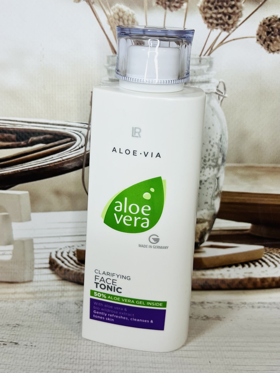 Освіжаючий тонік без спирту для шкіри обличчя LR Aloe Vera Face Tonic