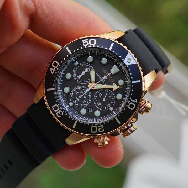 Solar chronograph best sale