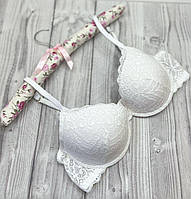 Бюстгальтери Intimissimi 85В , Італія