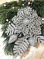 Бутоньєрка новорічна . Срібна гілочка для новорічного декору . ( 22 см ), фото 3