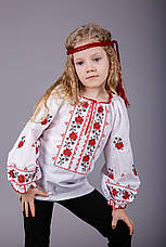 Вишита блуза для дівчинки з оригінальним візерунком, фото 2