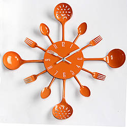 Настінний годинник на кухню Ложки-виделки "Toast" — вражаюча прикраса для кафе та кухні (Метал, 41 х 41 см) Жовтогарячий