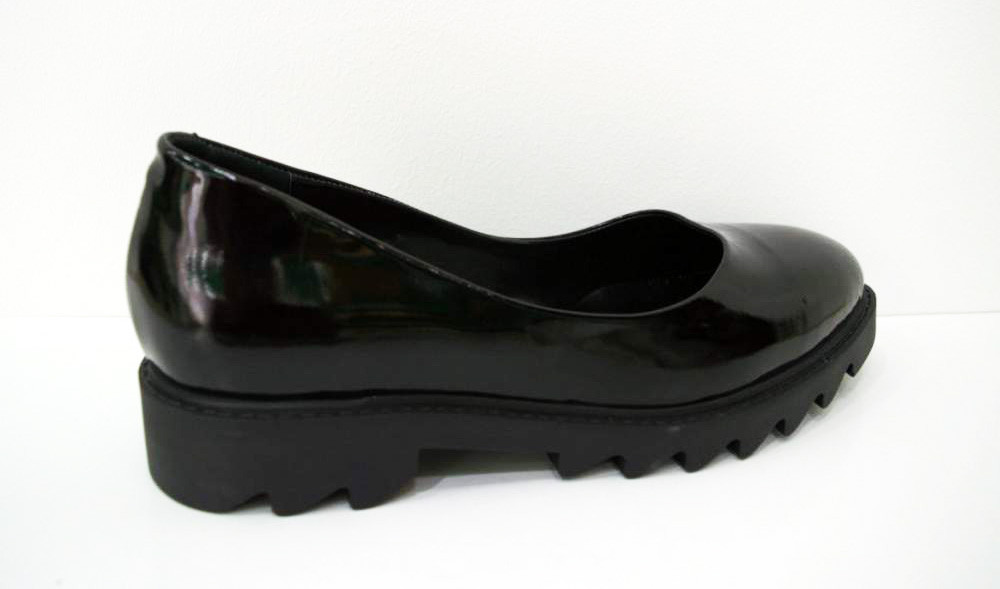 Туфлі лаковані чорні Guero 658 40 розмір