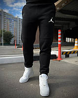 Зимові чоловічі штани з начосом Jordan чорні / Зимние мужские штаны с начесом Jordan черные