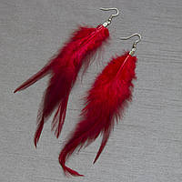 Сережки жіночі довгі яскраво-червоного та бордового кольору застібка петля сріблястого кольору довжина 16 см