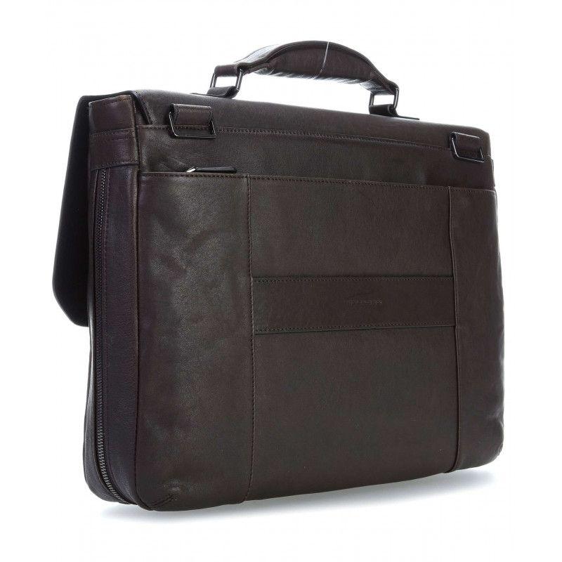 Кожаный мужской портфель Piquadroс отделением для ноутбука коричневый 41x10x31 см. 2203395 - фото 2 - id-p1709622986