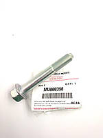 Оригінальний болт кріплення заднього верхнього важеля, зовнішній MU000390.