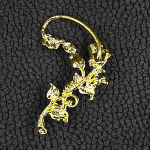 Кафа золотистого кольору біжутерія плетена троянда застібка гвоздик зверху затискач розмір сережки 60х40 мм