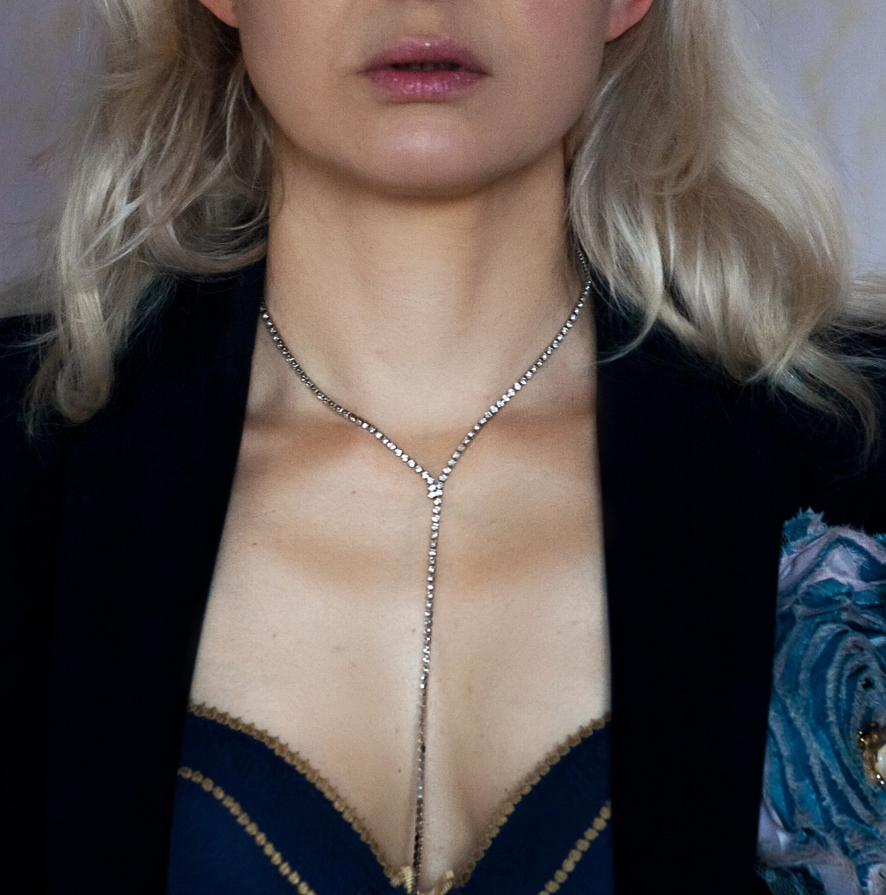 Кольє зі стразів. Нитка з каменів срібляста, фото 1