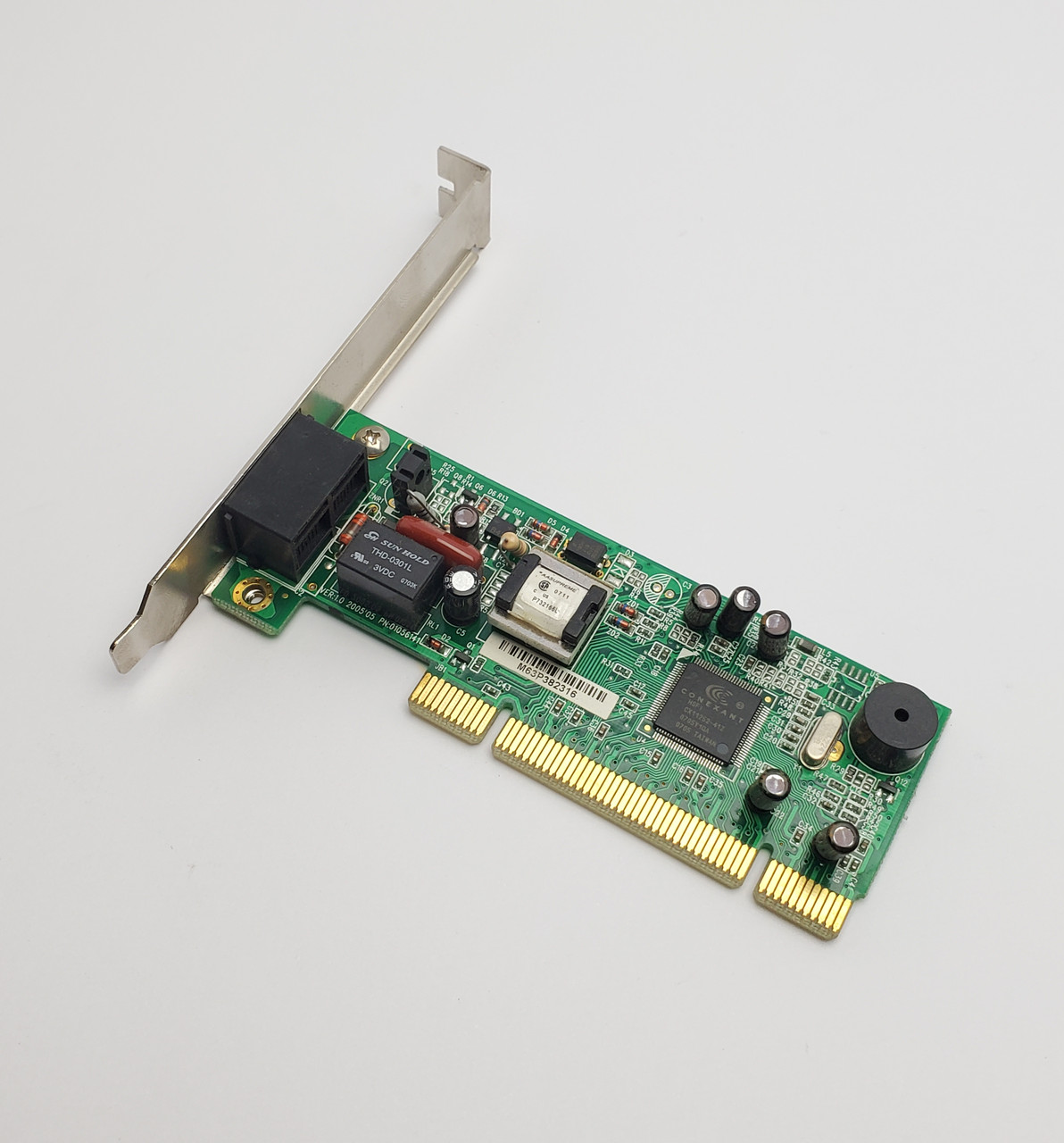 Б.в. модем d-link dfm-562i/sg pci