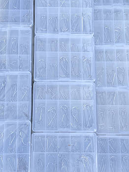 Набір білих гачків