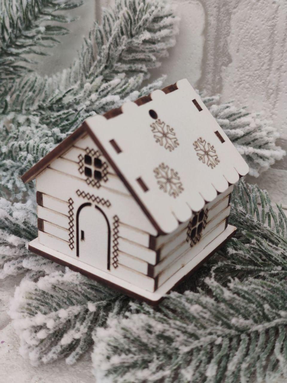 Будиночок-підвіска з дерева h 6х6,5х6,5 см, фото 1