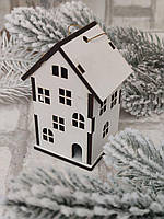 Домик-подвеска из дерева, новогодний декор h 9х6,5х5 см