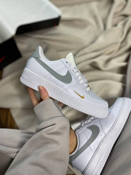 Nike air force 1 07 lv8 mini swoosh hotsell