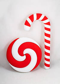 Комплек об'ємних льодяників 2+2 з пінопласту з фарбуванням.