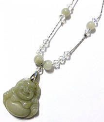 Нефритовий кулон на ланцюжку No10