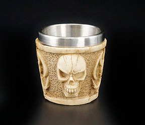 Стопка Череп із полістоуну CUP-1