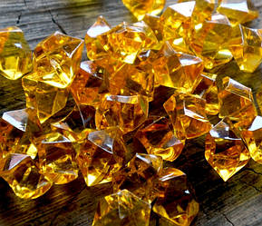 Декоративний наповнювач пластиковий Бурштиновий
