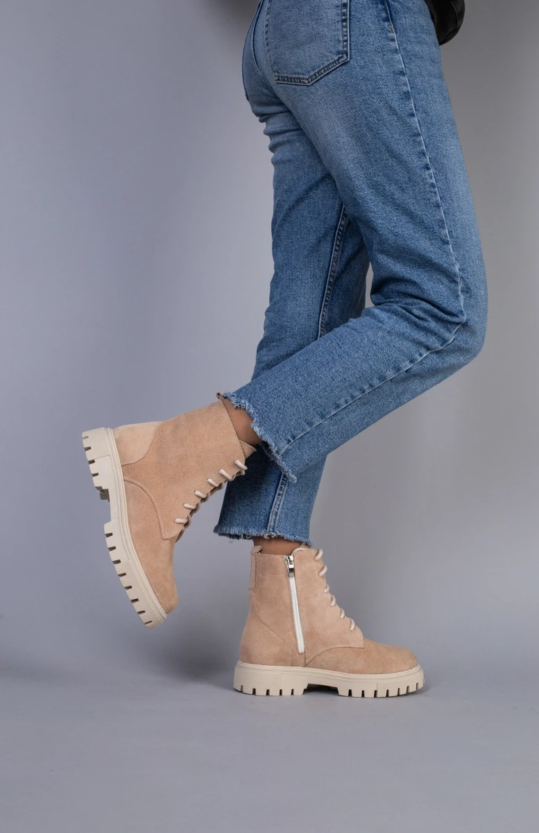 Жіночі демісезонні черевики ShoesBand Пудрові натуральні замшеві на вузьку стопу всередині байка 40 (26 см) (S67011-4д), фото 1