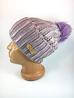 Шапка в'язана зимова з відворотом бубоном Жіночі шапки ugg з помпоном натурального хутра на флісі рожева різні кольори