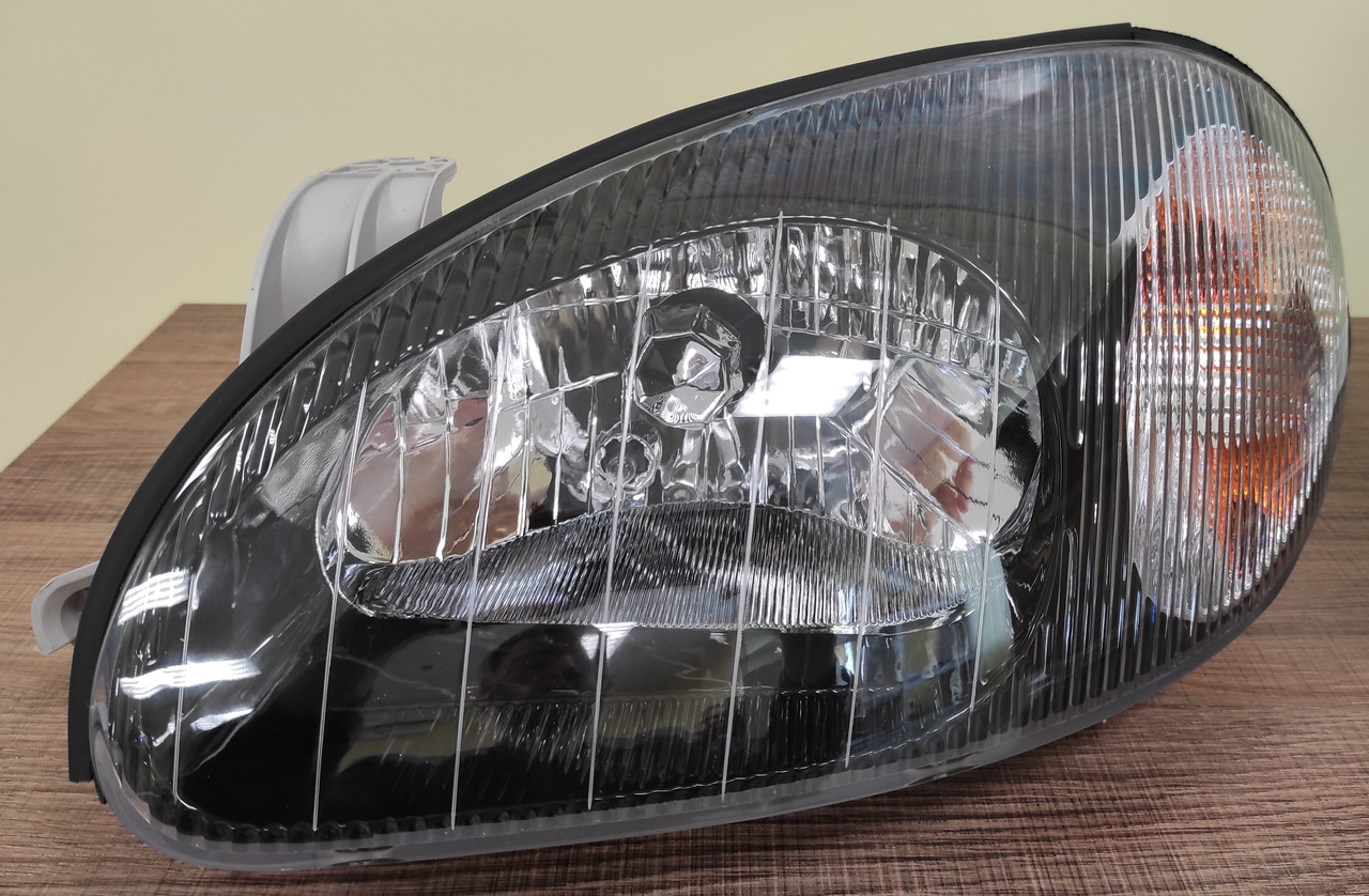 Фара ліва Ланос, Сенс механічна без коректора виробник Угорщина