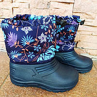 Чоботи піна сині з квіточками