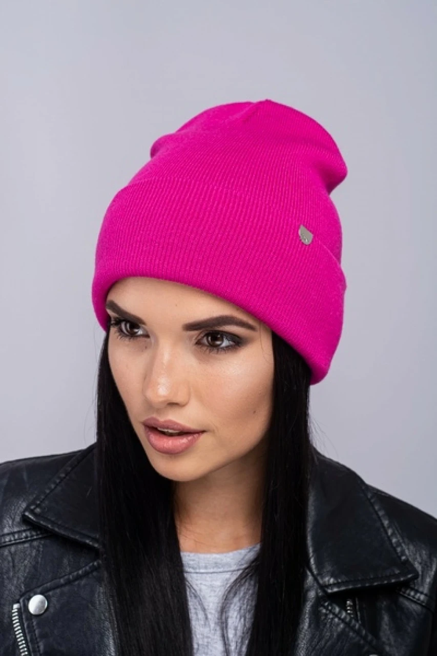 Стильна шапка жіноча тепла з підворотом