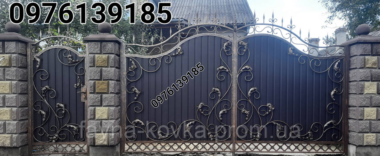 Ворота ковані . Брама килима. 091122