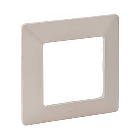 Рамка Legrand Valena Life слонова кістка одномісна (754041)754047