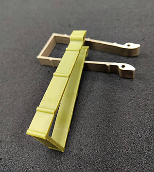 Фурнітура для пошиття підсумка під магазин PM колір олива гнучка пластикова вставка