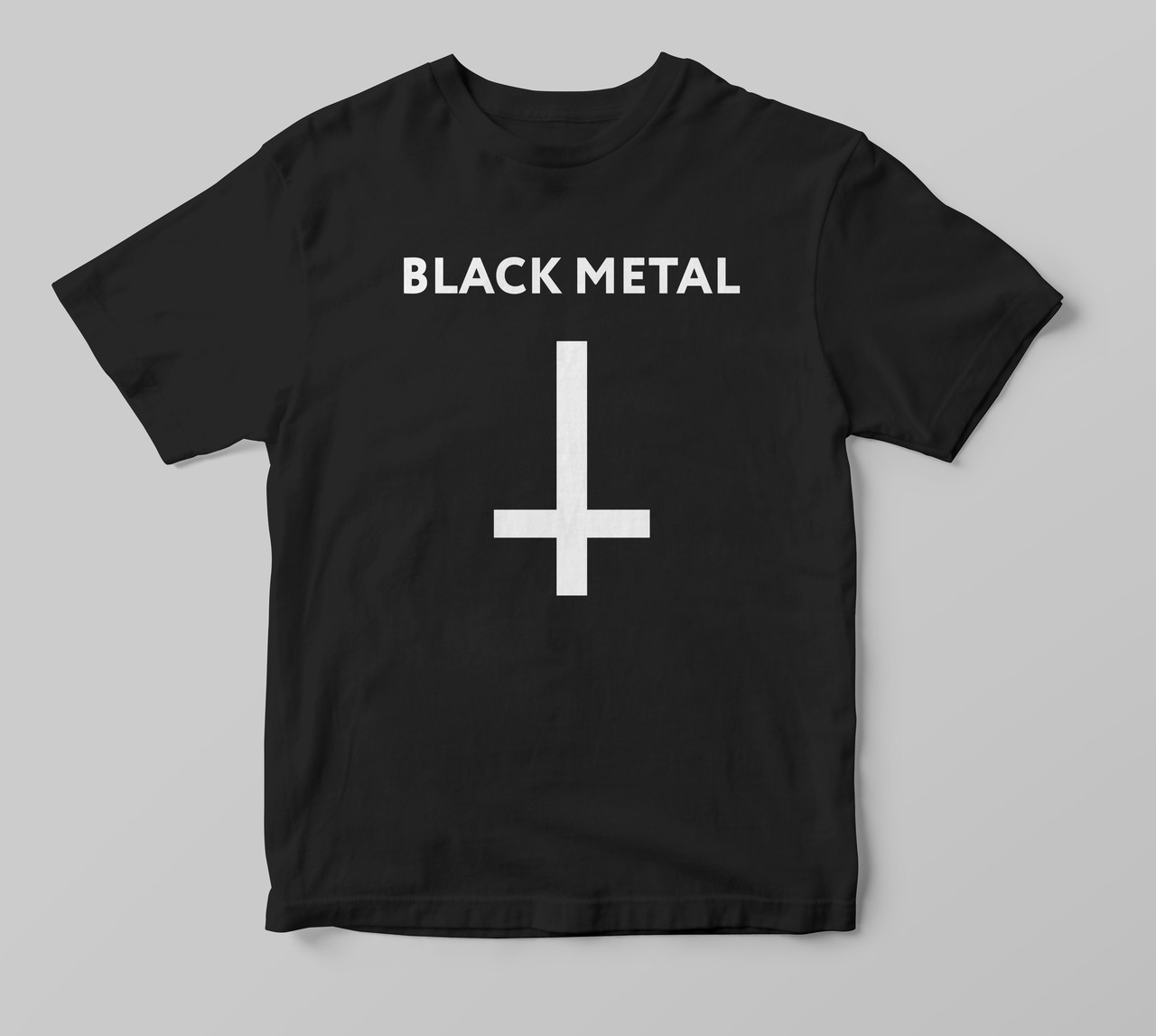 Футболка з принтом "Black metal"