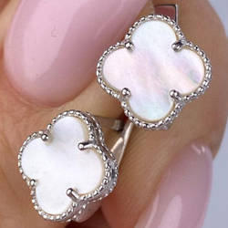 Срібні сережки родовані з перламутром в формі конюшини (1 см) РН-484