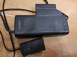 Блок живлення відеокамери Sony.Адаптер Sony AC-V316.
