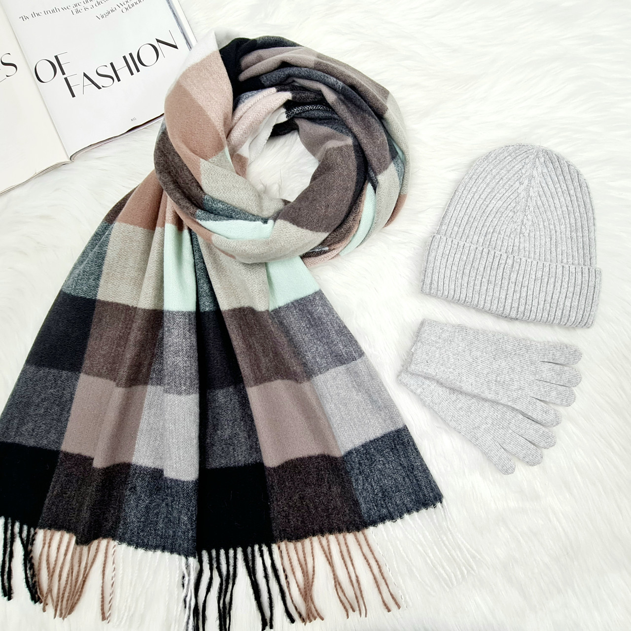 Комплект жіночий зимовий ангора з вовною (шапка+шарф+рукавички) ODYSSEY 56-58 см різнокольоровий 12456 - 8025 - 4001, фото 1