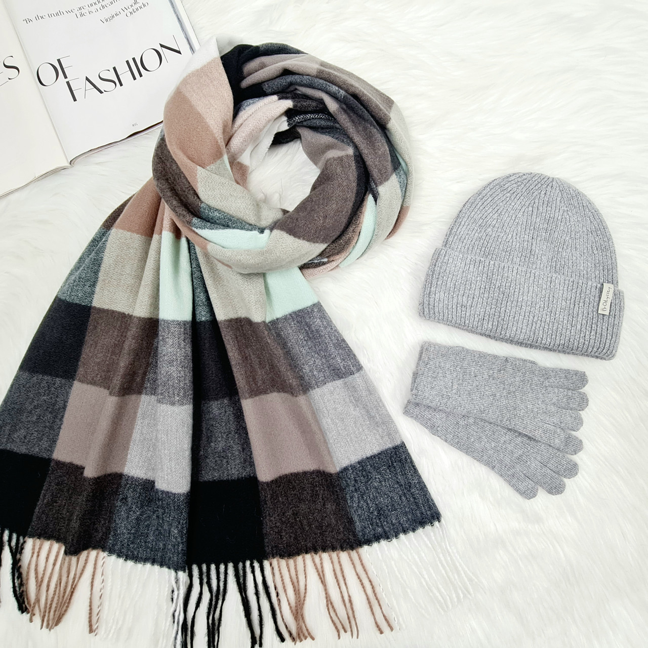 Комплект жіночий зимовий ангора з вовною на флісі (шапка+шарф+рукавички) ODYSSEY 57 - 60 см різнокольоровий 12972 - 8025 - 4002, фото 1