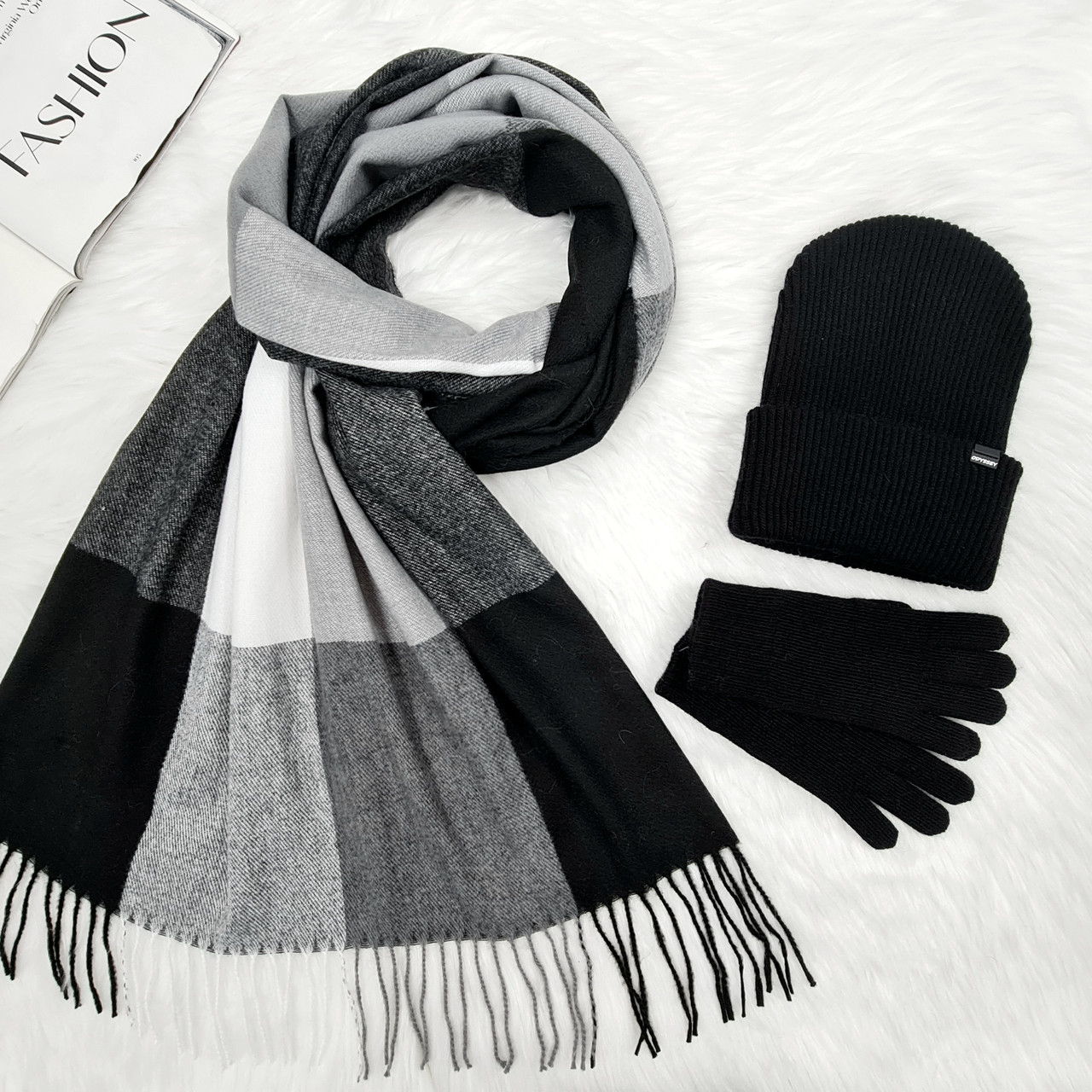 Комплект жіночий зимовий ангора з вовною (шапка+шарф+рукавички) ODYSSEY 57-59 см різнокольоровий 12533 - 1125 - 4062, фото 1