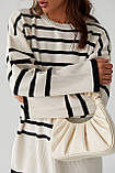 Жіноча смугаста кофта в стилі оверсайз — чорний колір, L (є розміри), фото 4