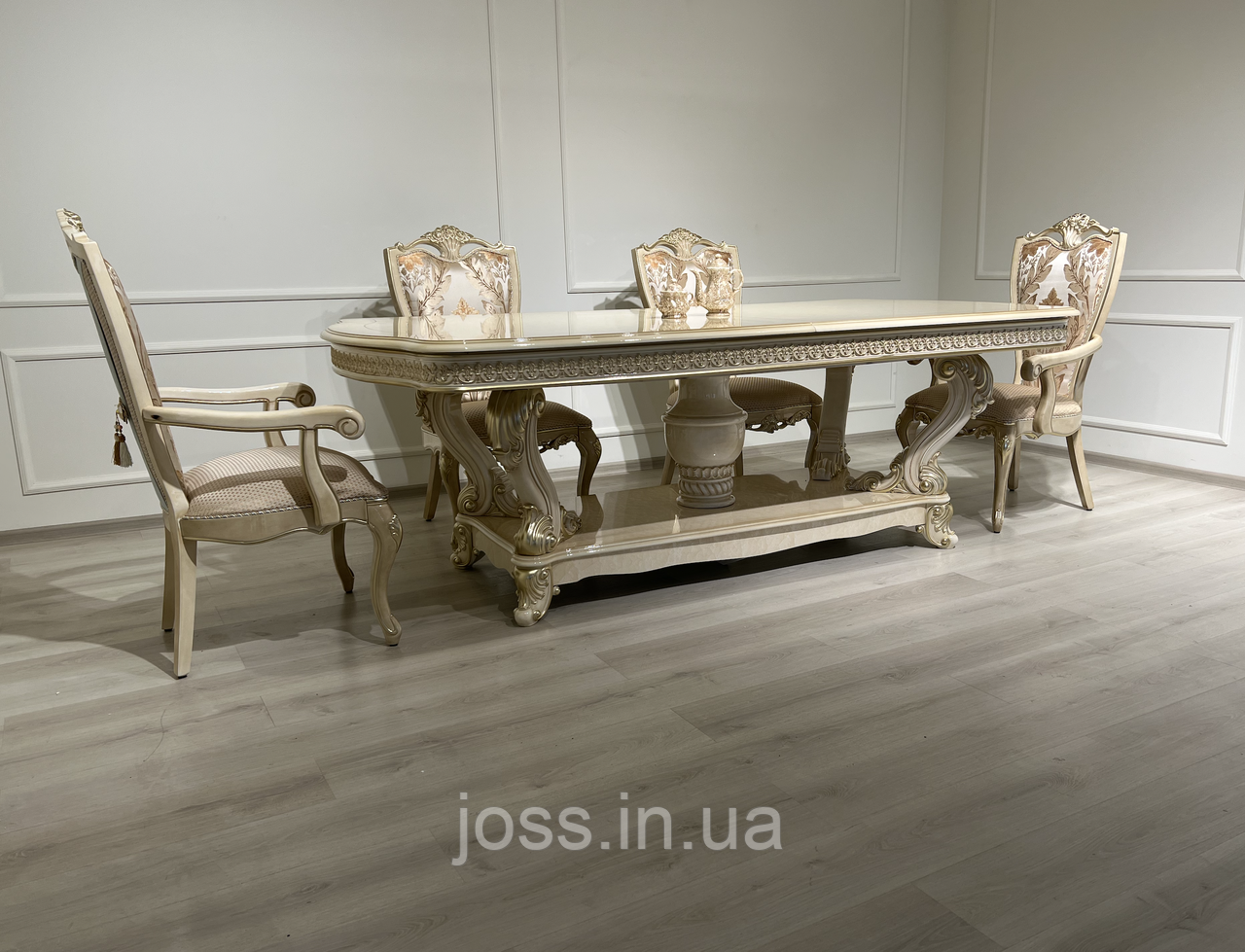 Комплект стіл+8 стільців, овальний розкладний елітний, бароко, Комо