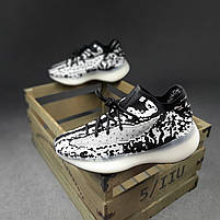 Кросівки жіночі літні білі Adidas Yeezy Boost 350. Легкі жіночі кроси Адідас Ізі Буст 350 білі, фото 6