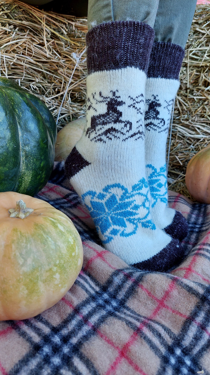 Натуральні шкарпетки жіночі вовняні теплі щільні з овечої вовни "Тепло Карпат" Орнамент сірого кольору