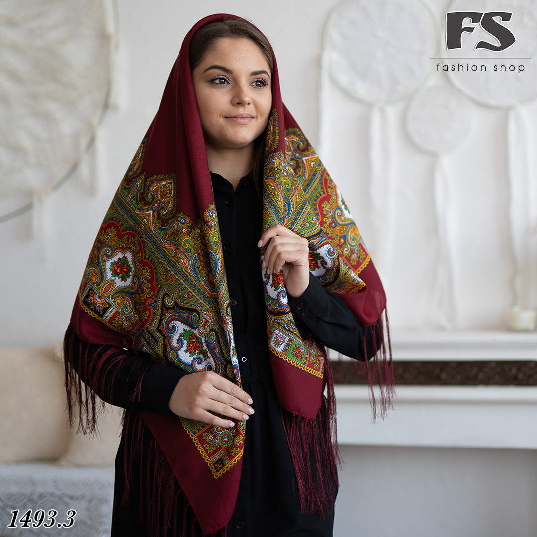 Сучасна вовняна народна хустина Софія