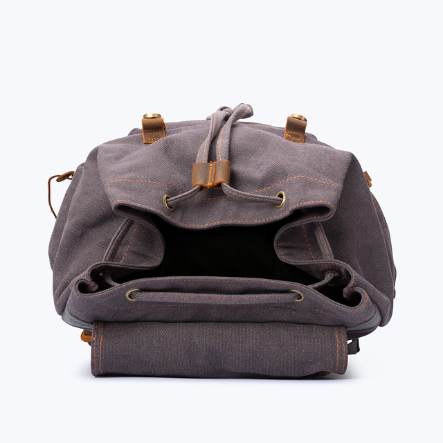 Фото рюкзак чоловічий Augur міський вінтажний сірий Фото рюкзак чоловічий Augur міський вінтажний сірий