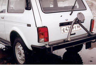 Кронштейн запасного колеса цвет серебро (снежка) на Ваз 2121 Нива
