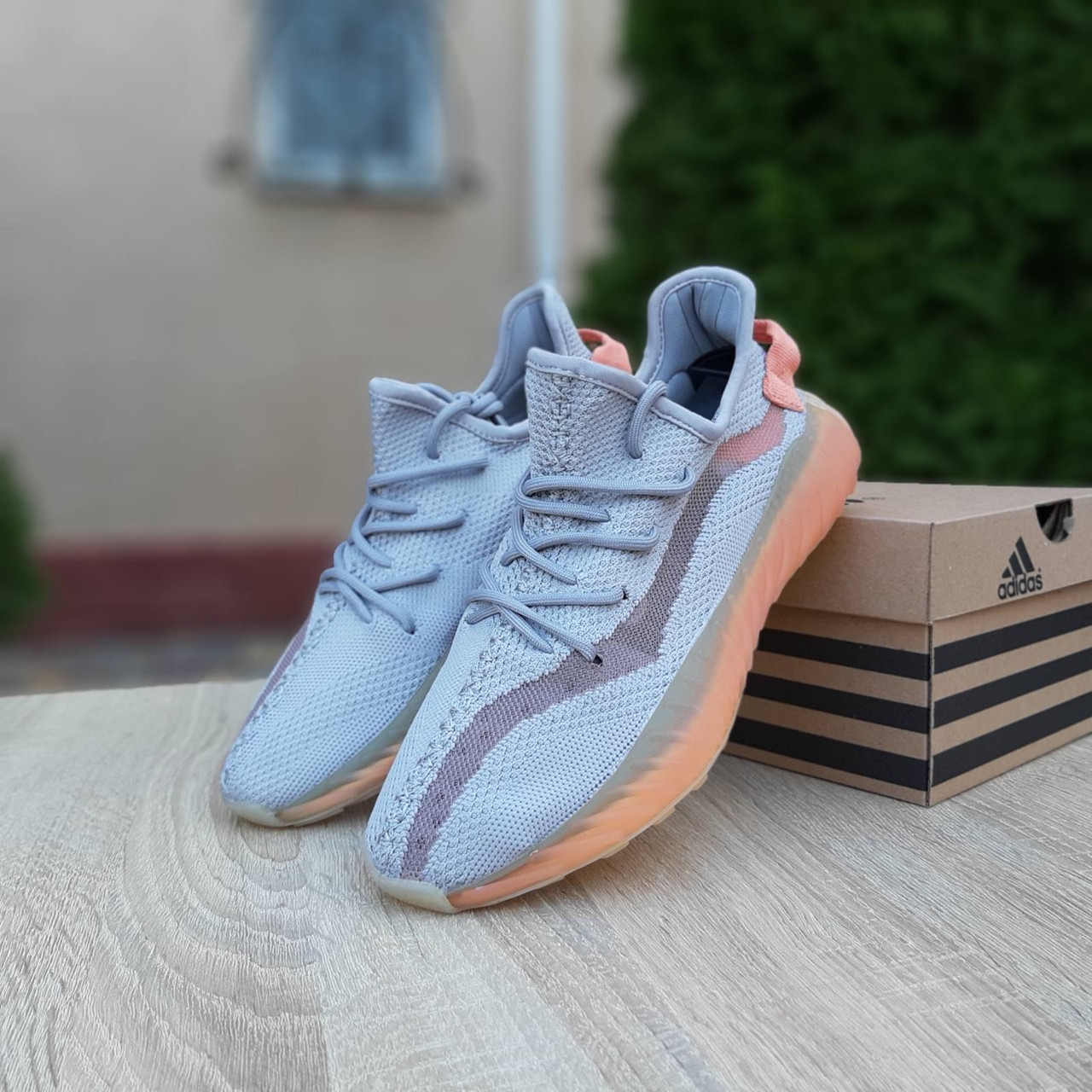 Кросівки жіночі весна літо Adidas Yeezy Boost 350 NEW сірі. Легкі жіночі кроси Адідас Ізі Буст 350