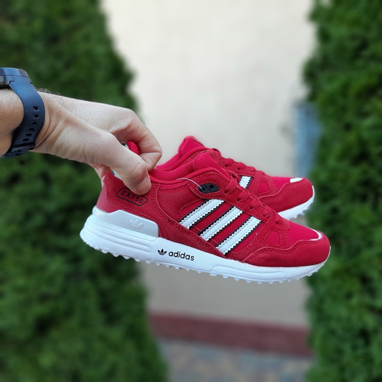 Adidas ZX 750